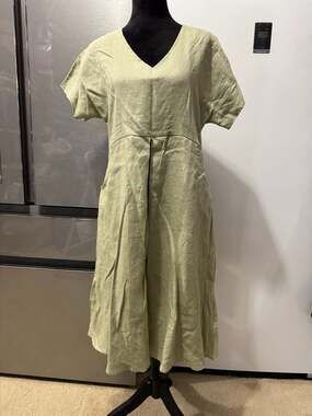 Lintico Sage Green V-Neck Short Sleeve Linen Midi Dress Size M